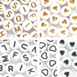 Letterkralen set met hartjes – Unieke mix 450 stuks – Wit/Goud & Wit/Zwart – 7mm kraal